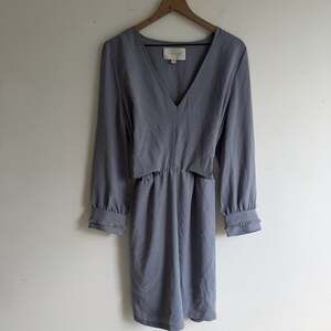 Brochu Walker Gray Dress Size L Long Sleeve V Neck Tie Back Waist Fringe Cuffs